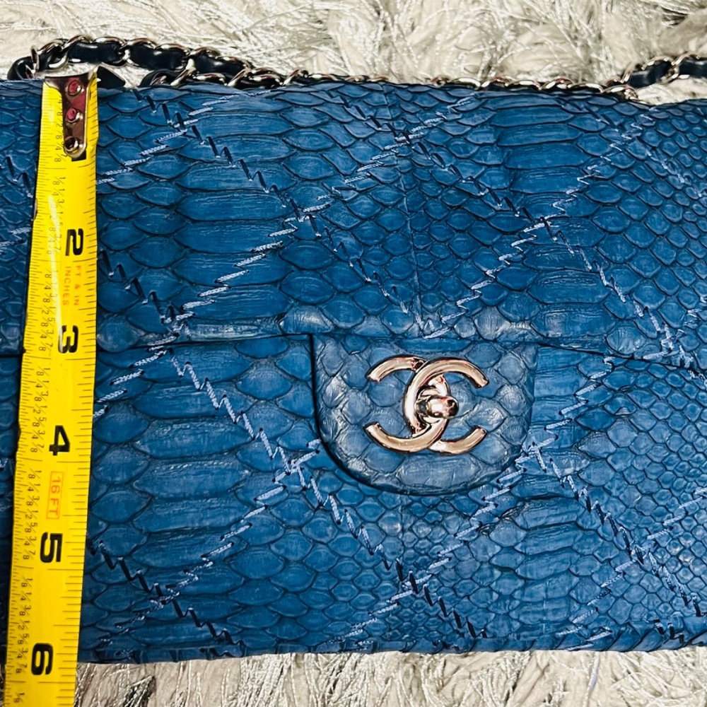 100% Authentic Python Blue Bag - Picture 11 of 11